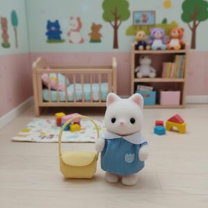 Sylvanian Individuales Gato de Seda - Compañeros de Juego de la guardería
